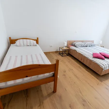 Apartment Apartma Luketovi Vojscica