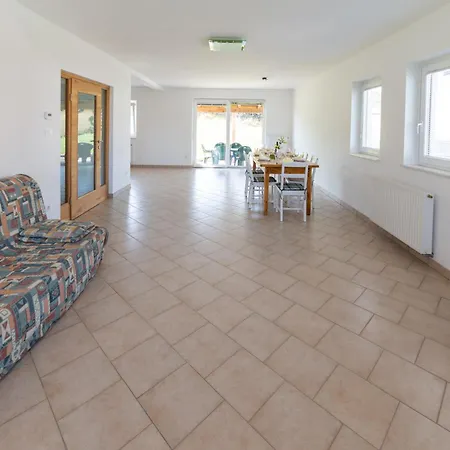 Apartma Luketovi Vojscica