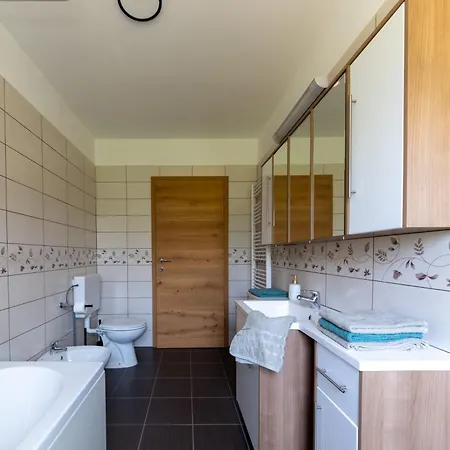 Apartma Luketovi Vojscica